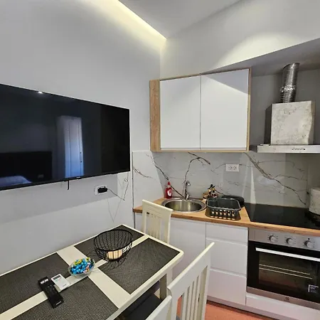 Apartment Beach Walk Modern Studios-5 Min From Beach Sarande
