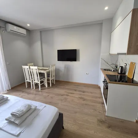 Modern Near Beach-free Parking Appartement Sarandë
